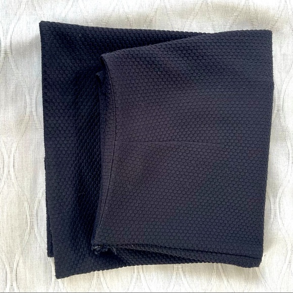Lauren Conrad Simple Black textured mini Skirt - Picture 11 of 13